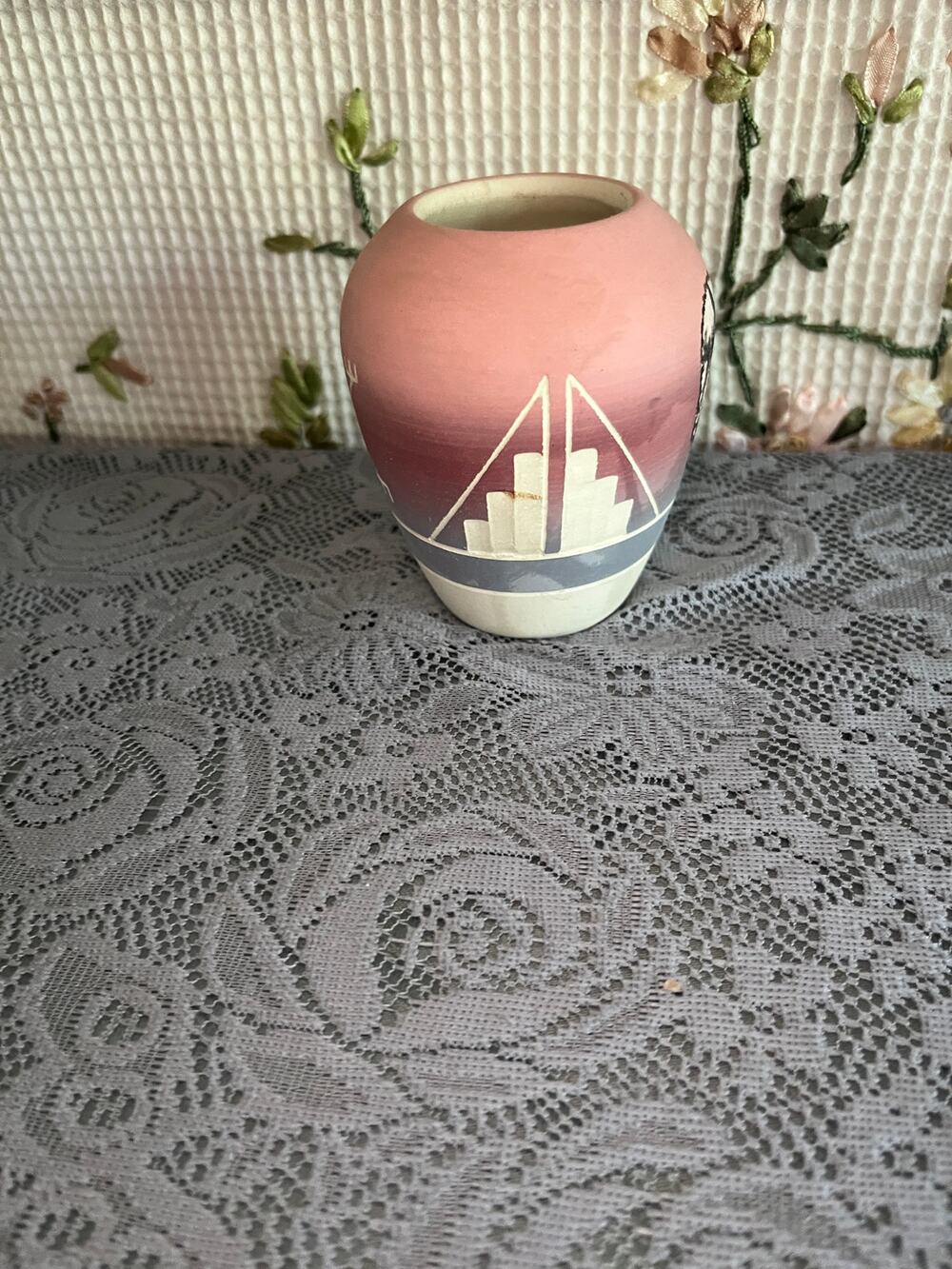 Sioux Pottery Miniature Vase Signed South Dakota Pink Gray Etched Wolf Southwest